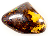 Spécimen opale poli