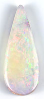 Opale blanche taillée